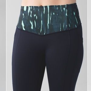 Lululemon All The Right Places Crop